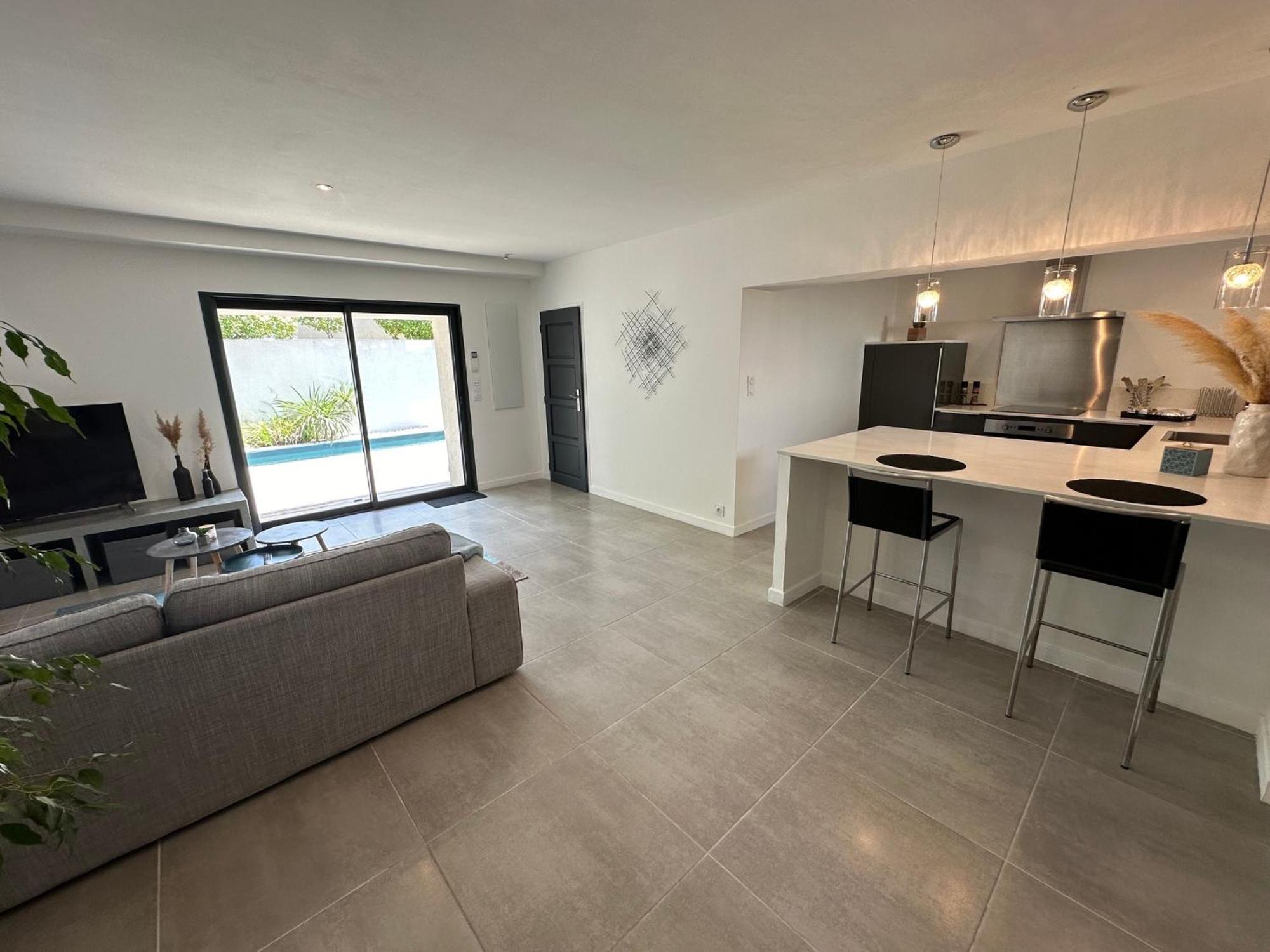Piscine privée chauffée Proche des plages Istres Extérieur photo