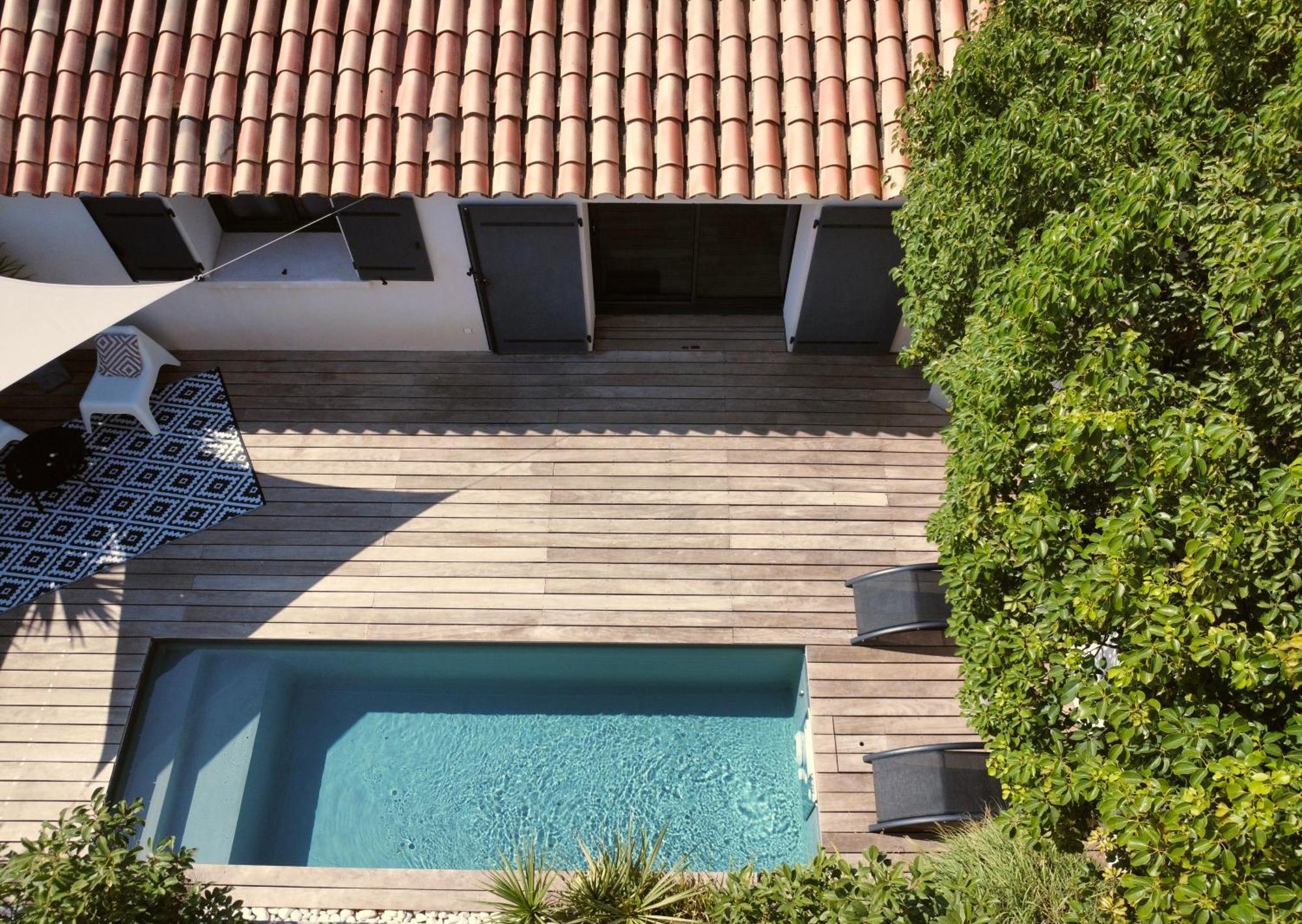 Piscine privée chauffée Proche des plages Istres Extérieur photo